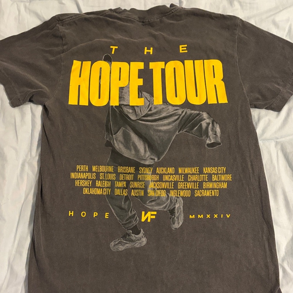 Men's size small ‘The Hope Tour' Graphic T-Shirt